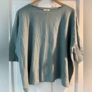 Garnett Hill 100% cashmere sweater